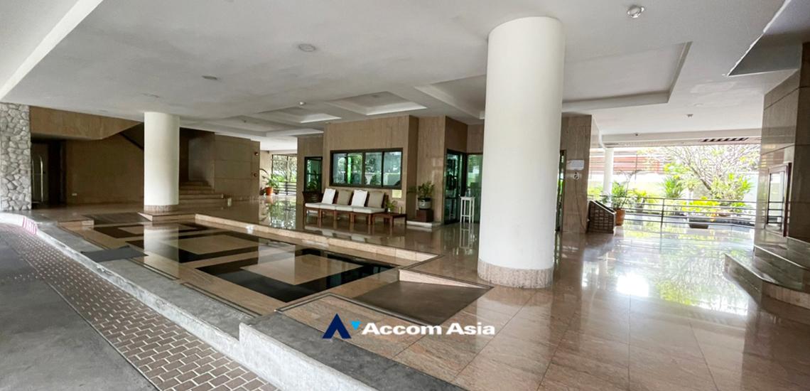  3 br Condominium For Sale in Sukhumvit ,Bangkok BTS Ekkamai at Baan Ananda AA26346