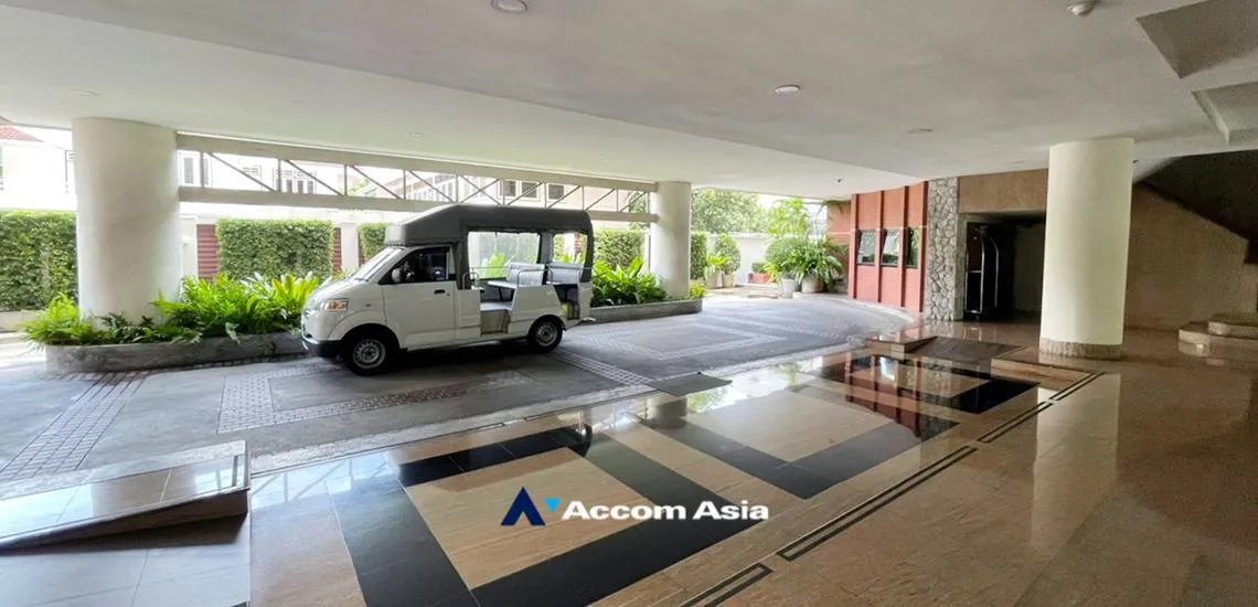  3 br Condominium for rent and sale in Sukhumvit ,Bangkok BTS Ekkamai at Baan Ananda AA25195