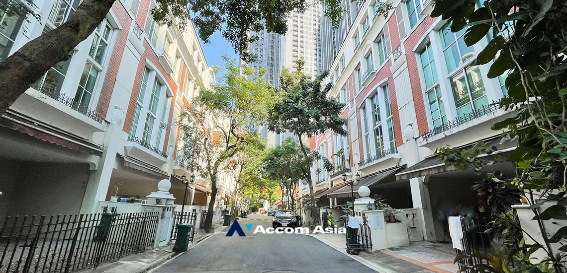  4 br House for rent and sale in Sukhumvit ,Bangkok BTS Thong Lo at Baan Klang Krung Thonglor 2519096