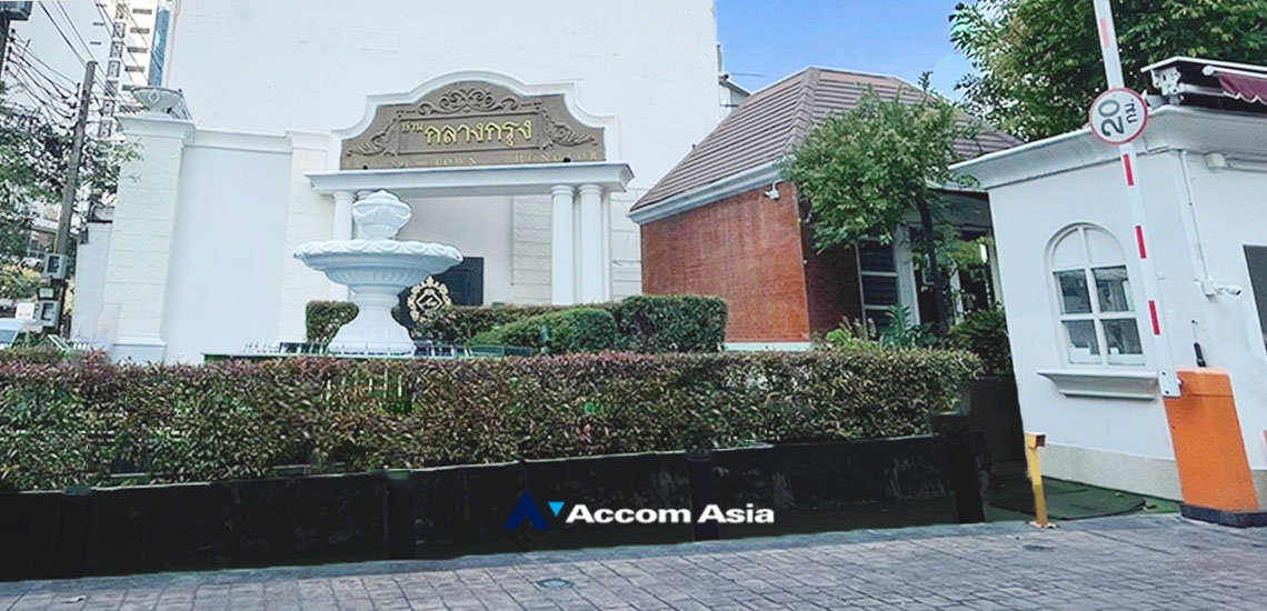  4 br House For Rent in Sukhumvit ,Bangkok BTS Thong Lo at Baan Klang Krung Thonglor AA30356