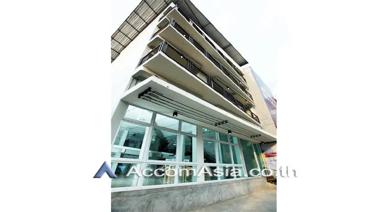  1 S77loffice - Office Space - Sukhumvit - Bangkok / Accomasia