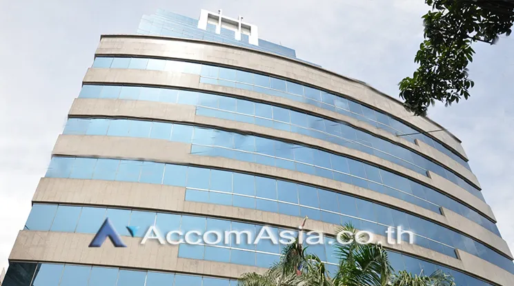  Office Space For Rent in Sukhumvit ,Bangkok BTS Ekkamai at 42 Tower AA33829