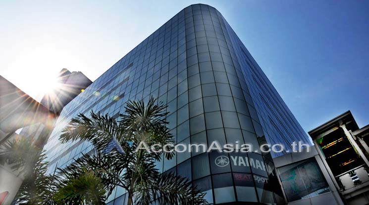  1  Office Space For Rent in Ploenchit ,Bangkok BTS Chitlom at Maneeya Building AA26192