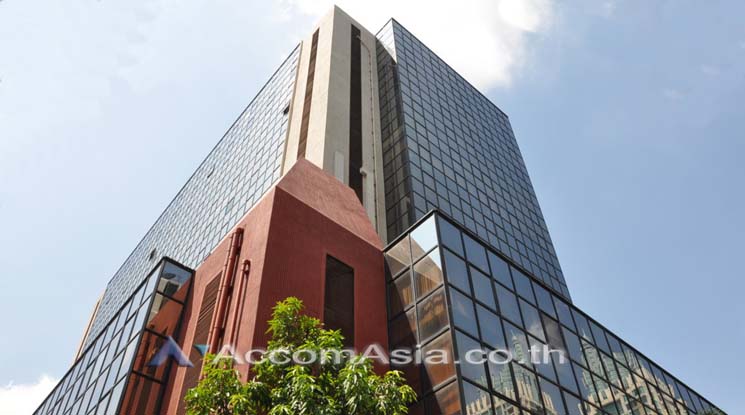  1 Orakarn Building - Office Space - Chit Lom - Bangkok / Accomasia