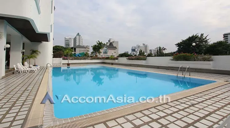 3 br Apartment For Rent in Sukhumvit ,Bangkok BTS Thong Lo at Perfect For A Big Family AA10265