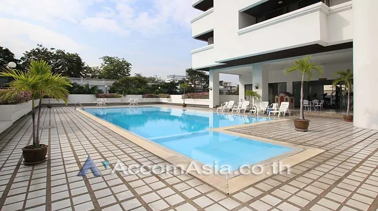  3 br Apartment for rent and sale in Sukhumvit ,Bangkok BTS Thong Lo at Perfect For A Big Family AA39834