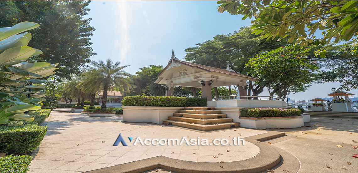  4 br Townhouse for rent and sale in Rama 3 ,Bangkok BTS Saphan Taksin at Set by the River AA33524