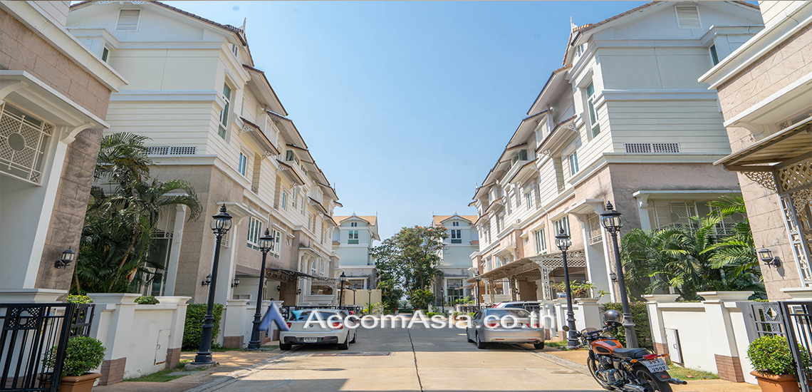  4 br Townhouse for rent and sale in Rama 3 ,Bangkok BTS Saphan Taksin at Set by the River 11007515