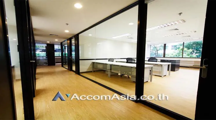  Office Space For Rent in Sukhumvit ,Bangkok BTS Asok - MRT Sukhumvit at Glowfish Service Offices AA19354
