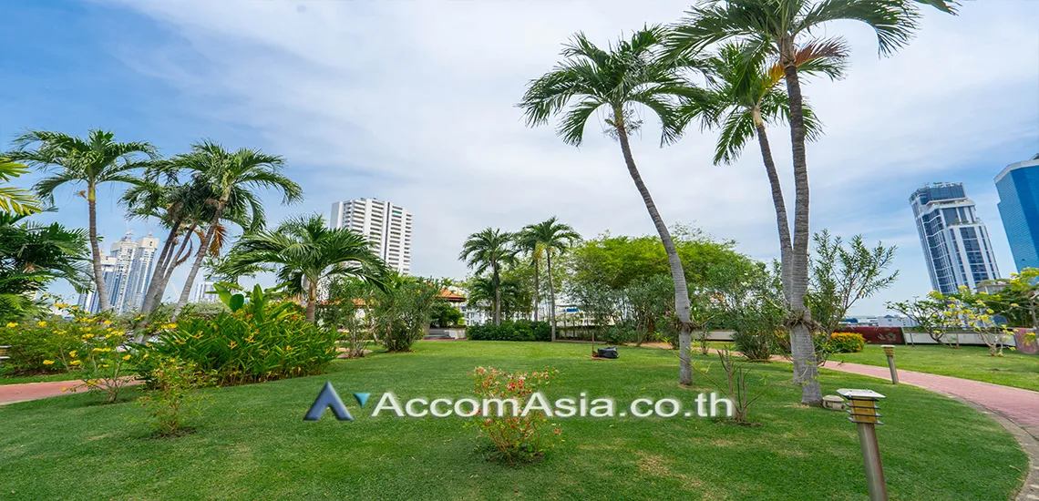  4 br Condominium for rent and sale in Sukhumvit ,Bangkok BTS Thong Lo at Moon Tower AA35143