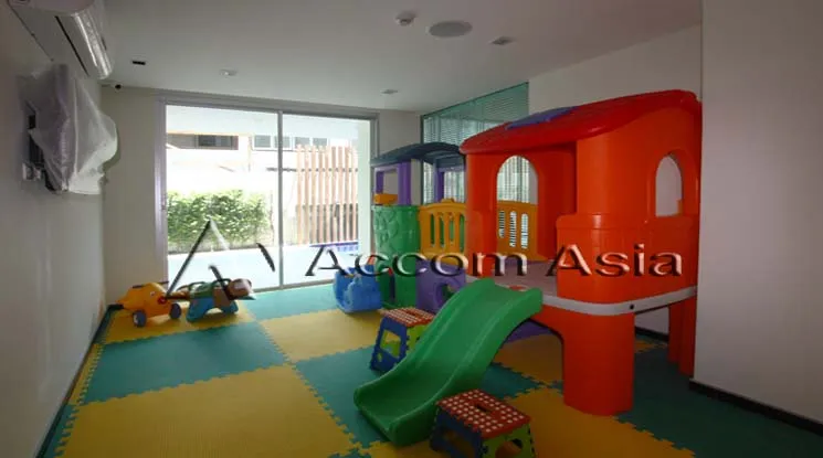  2 br Apartment for rent and sale in Sukhumvit ,Bangkok BTS Thong Lo at Low Rised Building AA11064
