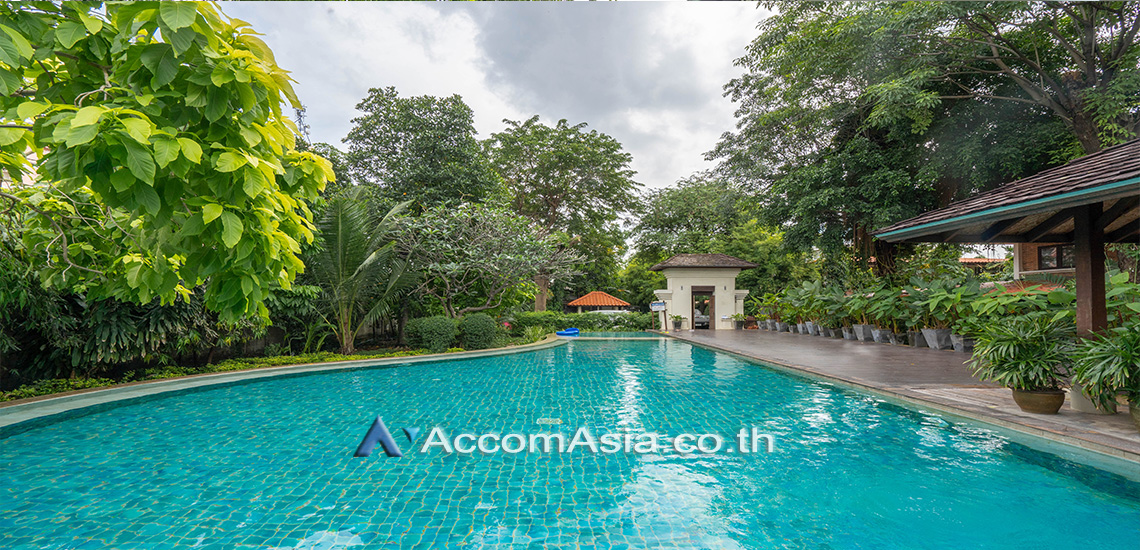  4 br House For Rent in New Phetchaburi ,Bangkok  at Thai Village 59881