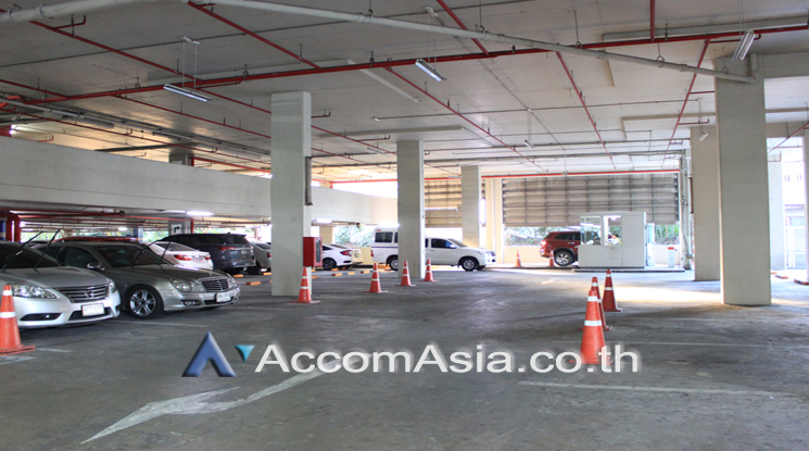  Office Space For Rent in Phaholyothin ,Bangkok MRT Phetchaburi at Thanapoom Tower AA22974