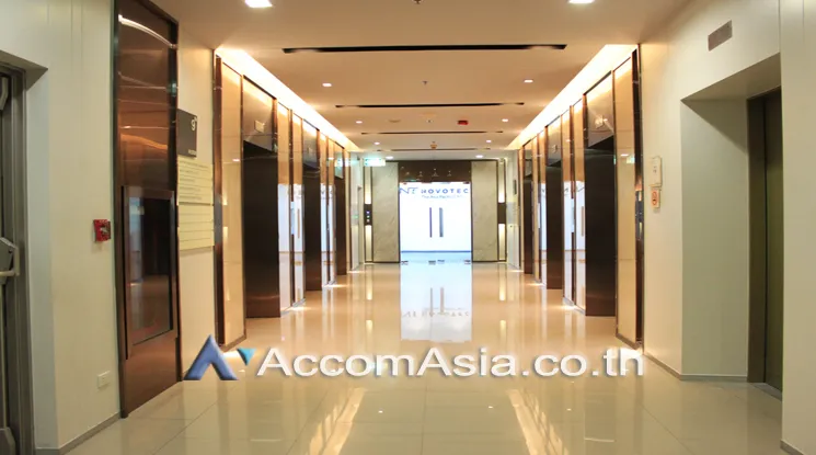 Office Space For Rent in Phaholyothin ,Bangkok MRT Phetchaburi at Thanapoom Tower AA22974