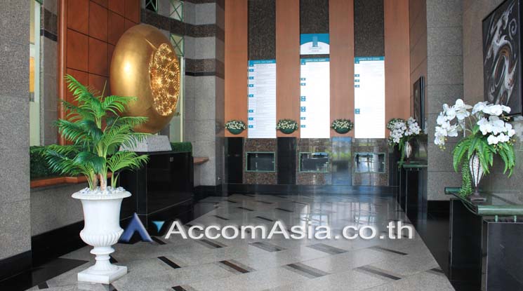  Office Space For Rent in Ratchadaphisek ,Bangkok MRT Ratchadaphisek at Olympia Thai Tower AA13907