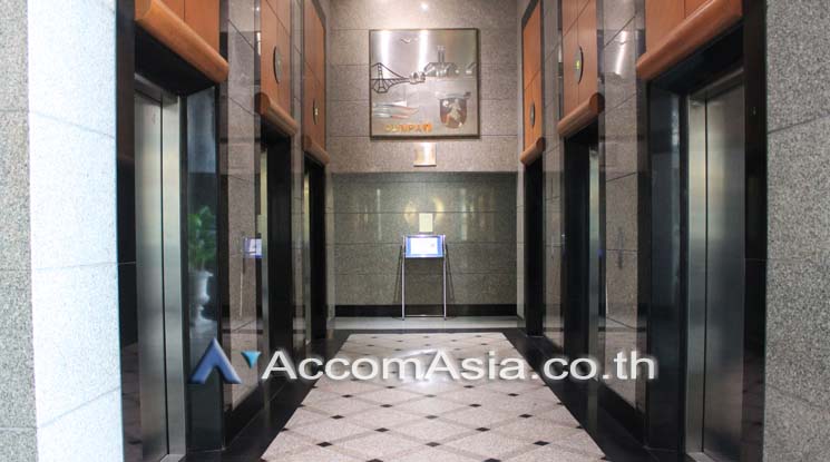  Office Space For Rent in Ratchadaphisek ,Bangkok MRT Ratchadaphisek at Olympia Thai Tower AA13907