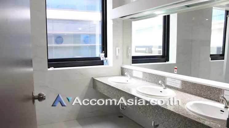  Office Space For Rent in Ratchadaphisek ,Bangkok MRT Ratchadaphisek at Olympia Thai Tower AA13906