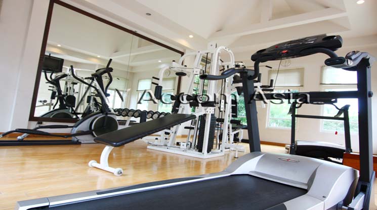  4 br House for rent and sale in Pattanakarn ,Bangkok  at Peaceful compound 1713394