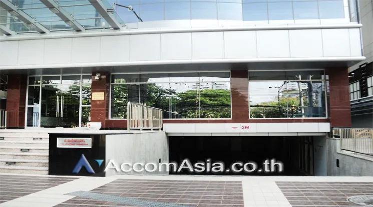  Office Space For Rent in Sukhumvit ,Bangkok BTS Nana at Dhammalert Building AA11851