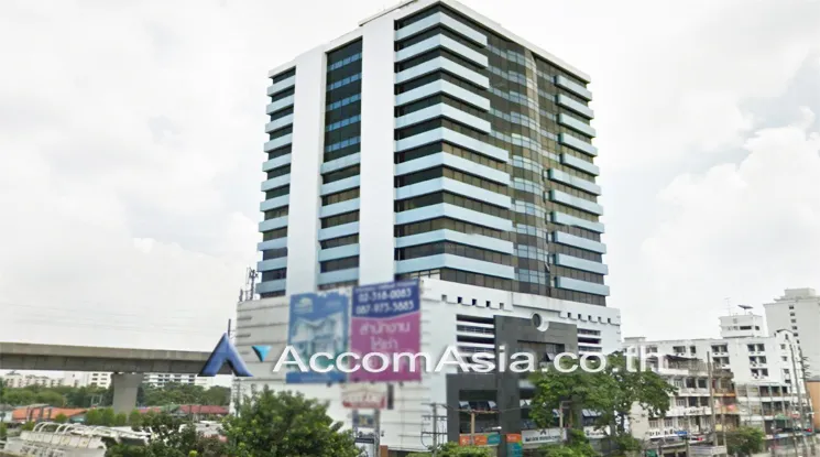 1  Office Space For Rent in Ratchadaphisek ,Bangkok ARL Ramkhamhaeng at Tararom Business Tower AA11018
