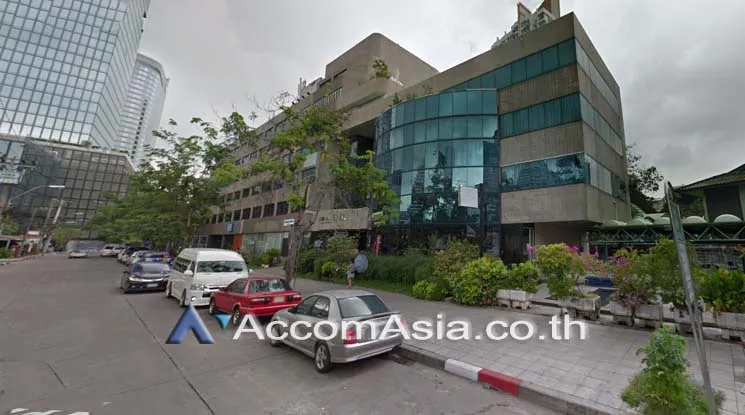  Office Space For Rent in Silom ,Bangkok BTS Chong Nonsi at K.C.C Building AA11227
