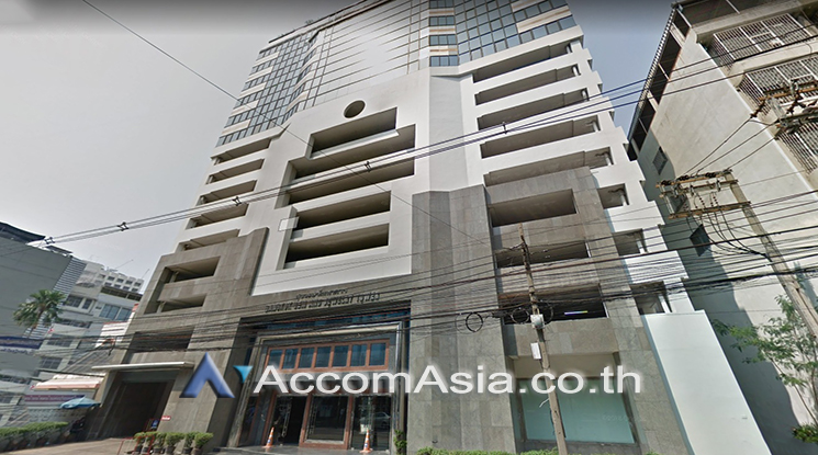  Office Space For Rent in Silom ,Bangkok BTS Chong Nonsi at Surawong Watthanakhan Building AA21419
