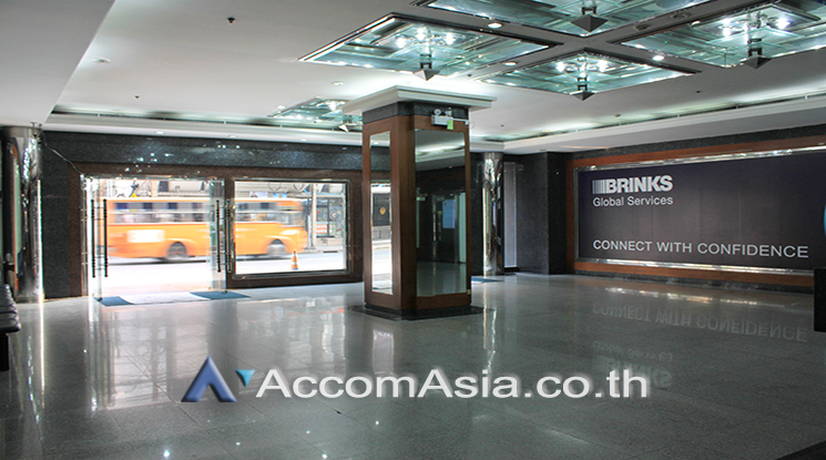  Office Space For Sale in Silom ,Bangkok BTS Chong Nonsi at Surawong Watthanakhan Building AA23243
