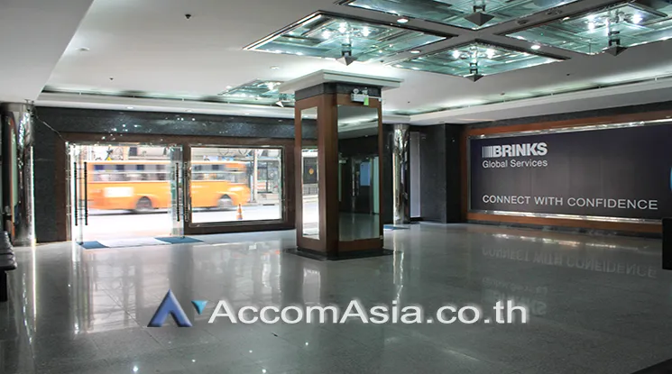  Office Space For Rent in Silom ,Bangkok BTS Chong Nonsi at Surawong Watthanakhan Building AA21419