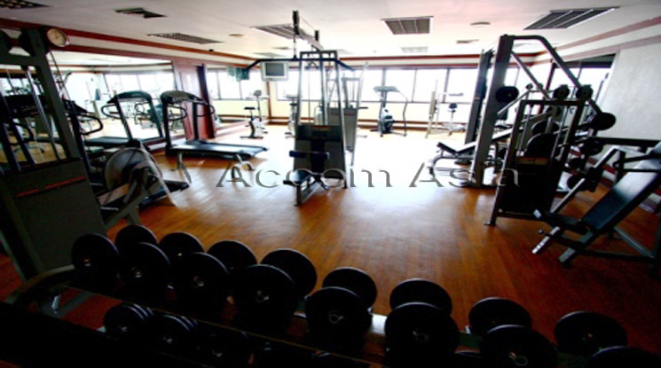  1  1 br Condominium For Sale in Sukhumvit ,Bangkok BTS Nana at Omni Tower AA26886