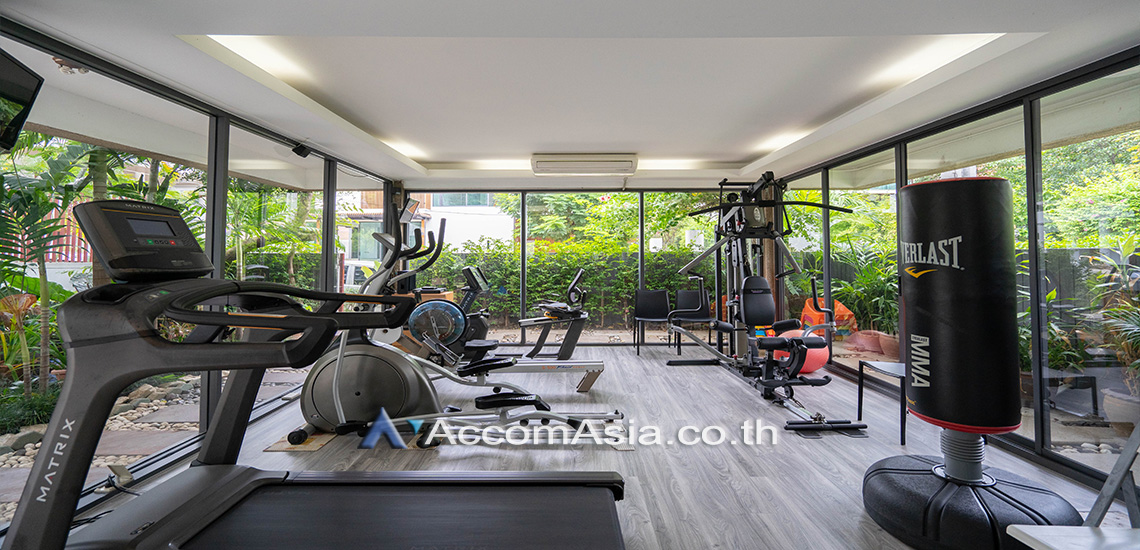  3 br Apartment For Rent in Sathorn ,Bangkok BTS Chong Nonsi at The Lush Greenery Residence 10192