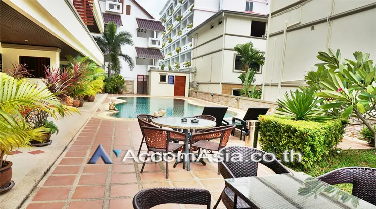  3 br Condominium For Sale in Sukhumvit ,Chon Buri  at Pratamnak 5 Condo AA13002