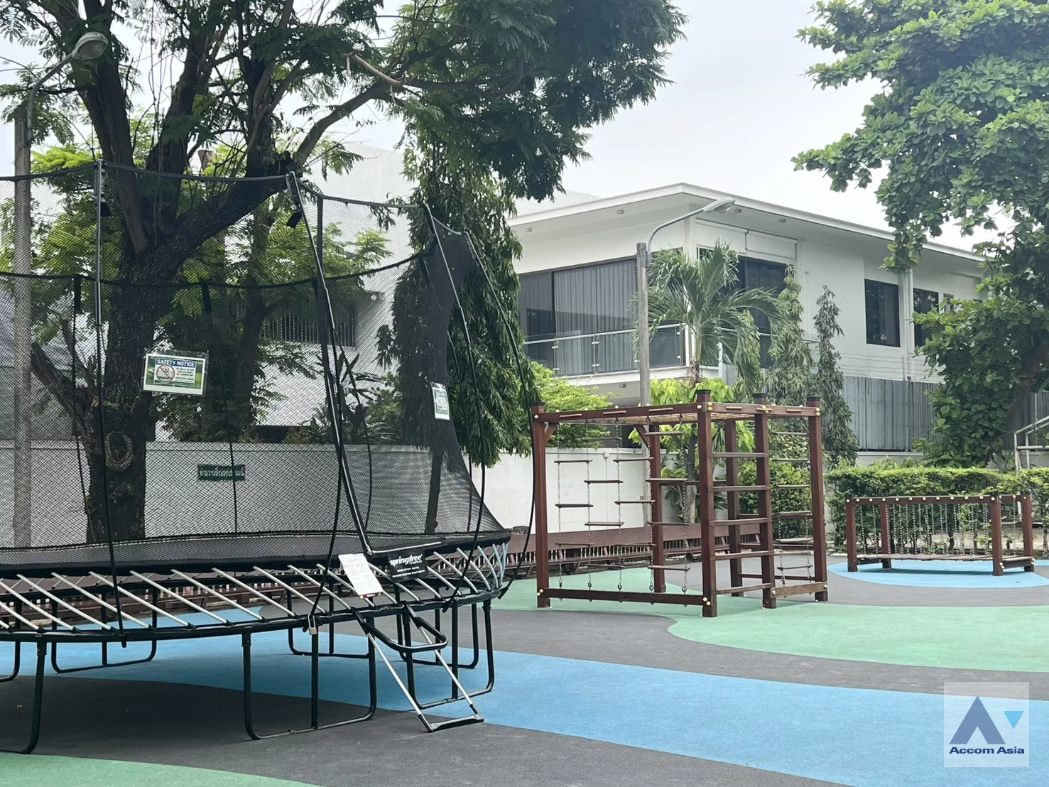  4 br Apartment For Rent in Sathorn ,Bangkok BTS Chong Nonsi at Private Low-Rise Residence Only 7 Units in Project 1414123