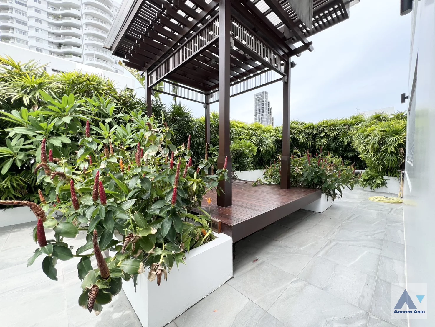  4 br Apartment For Rent in Sathorn ,Bangkok BTS Chong Nonsi at Private Low-Rise Residence Only 7 Units in Project 1415805