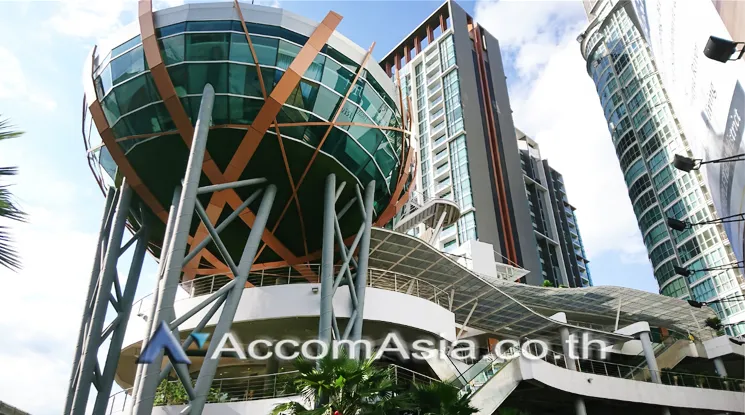  1 W District - Retail / Showroom - Sukhumvit - Bangkok / Accomasia