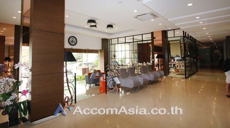  Office Space For Rent in Sukhumvit ,Bangkok MRT Queen Sirikit National Convention Center at RBC Rompo Business Centre AA13956