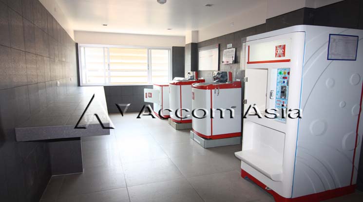  1 br Condominium for rent and sale in Sathorn ,Bangkok BRT Thanon Chan at Condo One X Sathorn Narathiwat AA32464