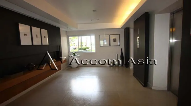  2 br Condominium For Sale in Sathorn ,Bangkok BRT Thanon Chan at Condo One X Sathorn Narathiwat AA40917