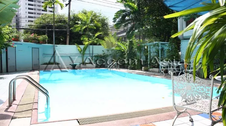  2 Easy to access BTS Skytrain - Apartment - Sukhumvit - Bangkok / Accomasia