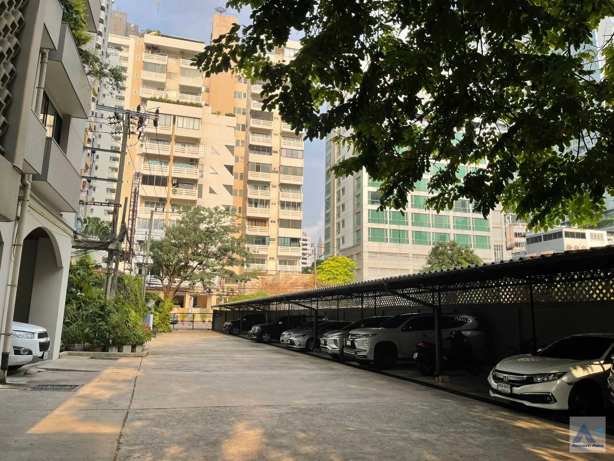  3 br Condominium For Rent in Sukhumvit ,Bangkok BTS Nana at Baan Prida AA28247
