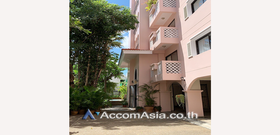  3 br Apartment For Rent in Phaholyothin ,Bangkok BTS Ari at Homely atmosphere AA30723