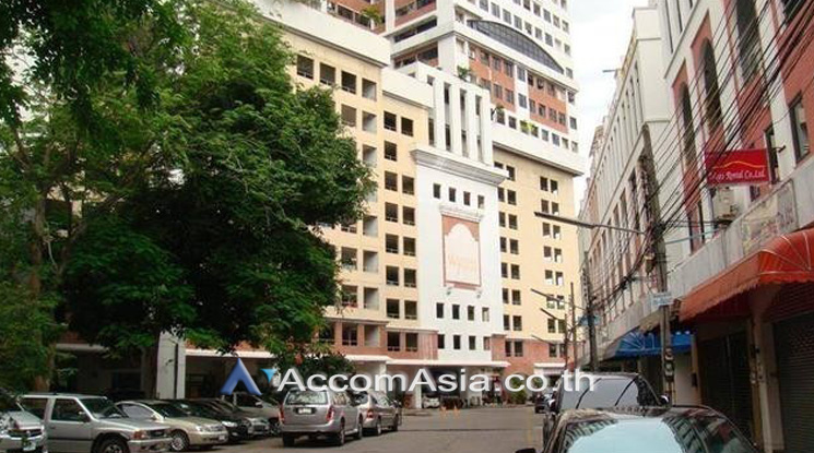  1 br Condominium For Sale in Sukhumvit ,Bangkok BTS Phra khanong at The Winning Tower AA27150