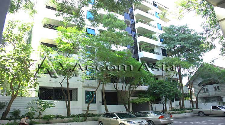  2 br Condominium For Rent in Sathorn ,Bangkok MRT Khlong Toei at Yen Akard Garden AA36528