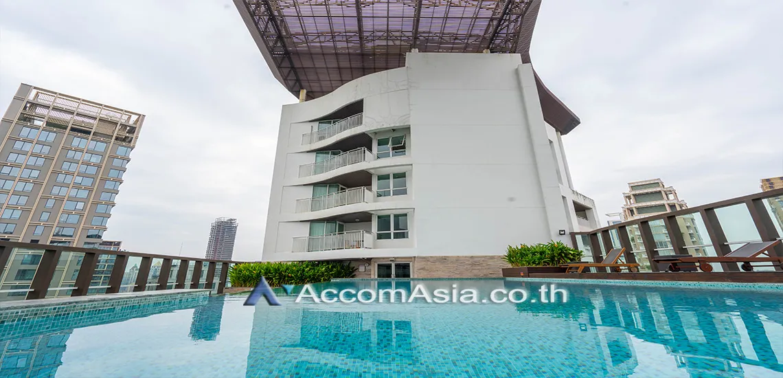  2 br Condominium For Rent in Ploenchit ,Bangkok BTS Chitlom at Urbana Langsuan AA44433