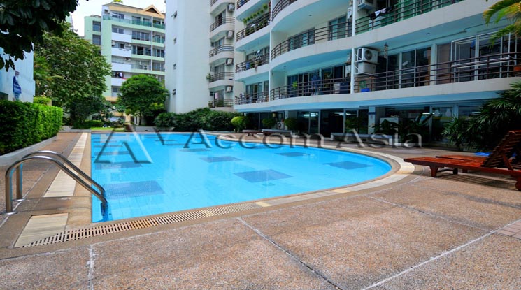  3 br Condominium For Sale in Sukhumvit ,Bangkok BTS Phra khanong at Waterford Park Rama 4 AA41316