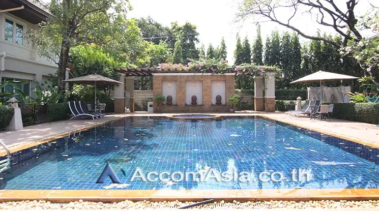  4 br House For Rent in Sukhumvit ,Bangkok BTS Thong Lo at Exclusive family compound AA46105