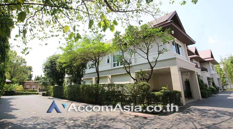  4 br House For Rent in Sukhumvit ,Bangkok BTS Thong Lo at Exclusive family compound AA46105