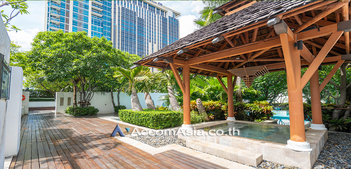  4 br Condominium For Rent in Ploenchit ,Bangkok BTS Ploenchit at Athenee Residence AA37503