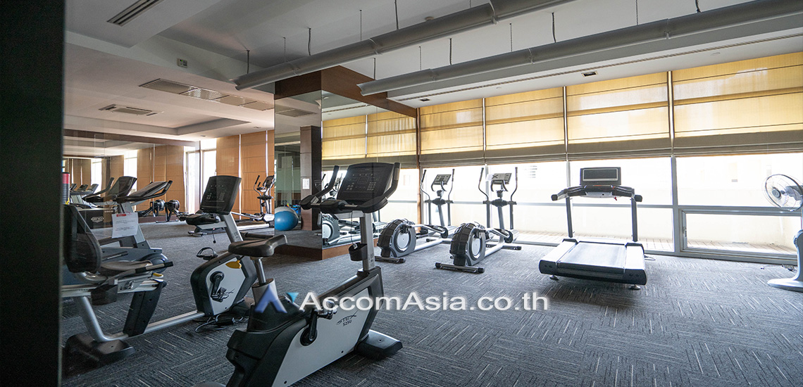  4 br Condominium For Rent in Ploenchit ,Bangkok BTS Ploenchit at Athenee Residence AA32830