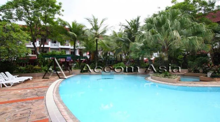  3 br Townhouse For Rent in Sukhumvit ,Bangkok BTS Phrom Phong at Villa 49 50260