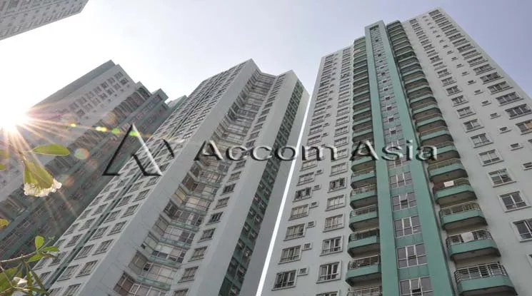  2 br Condominium For Sale in Sathorn ,Bangkok BRT Thanon Chan at Lumpini Place Water Cliff AA35890